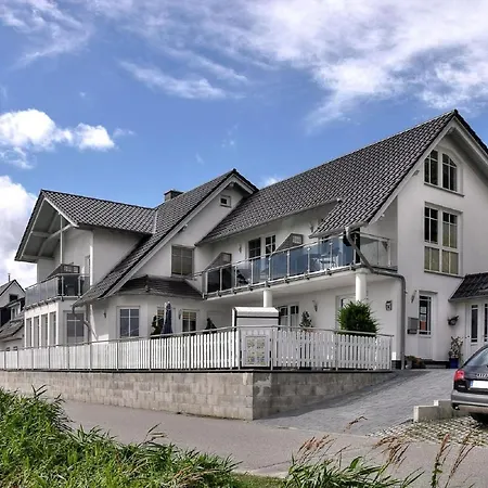 F-1084 Ruegenreif Nr 01 Apartment *
