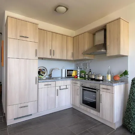 Apartment F-1084 Ruegenreif Nr 01 Klein Zicker